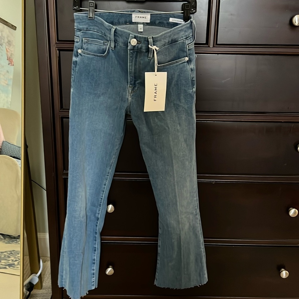 Frame NWT le crop mini boot jeans size 28